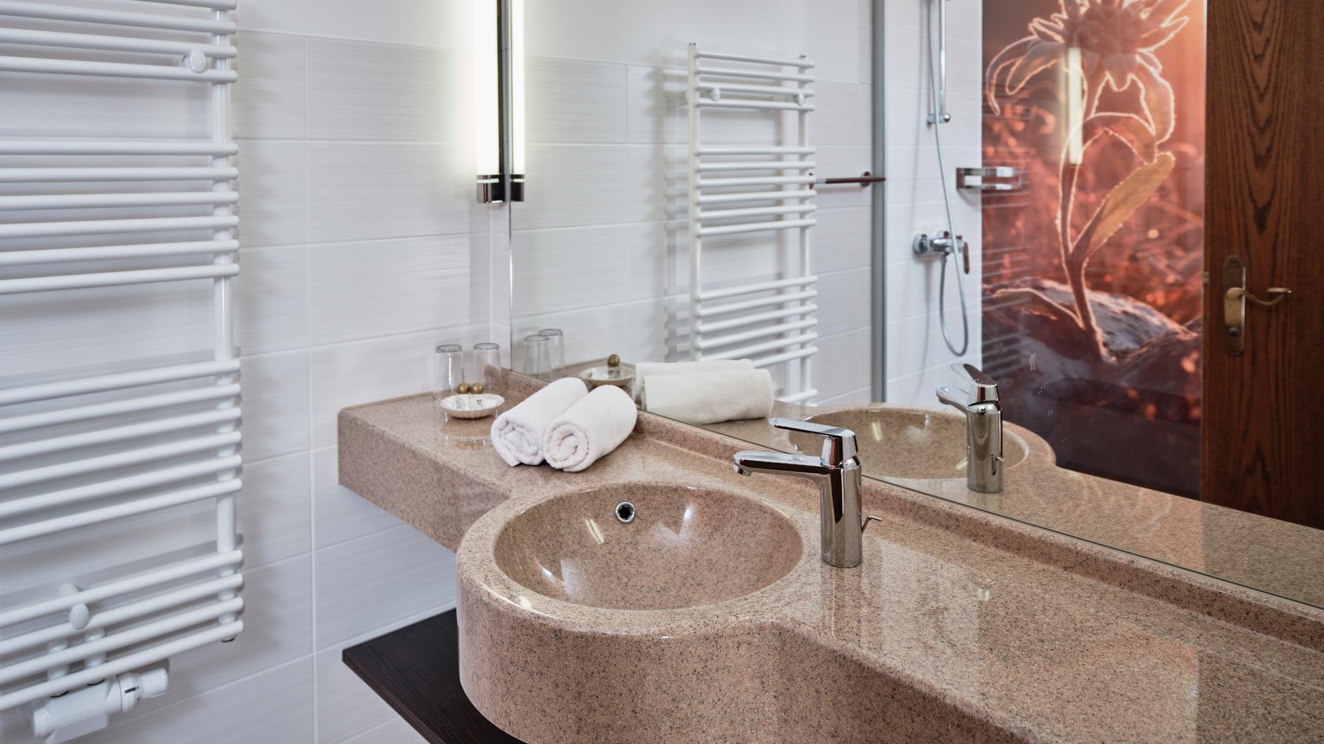 Fischerwirt Am Achensee Hotel อาเคนเคียร์ค ภายนอก รูปภาพ